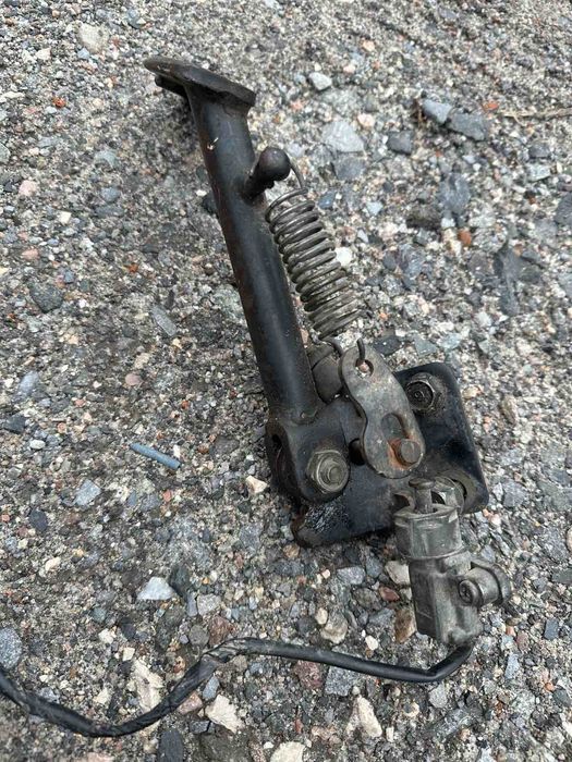 Бокова подножка Yamaha (Gear 2T)