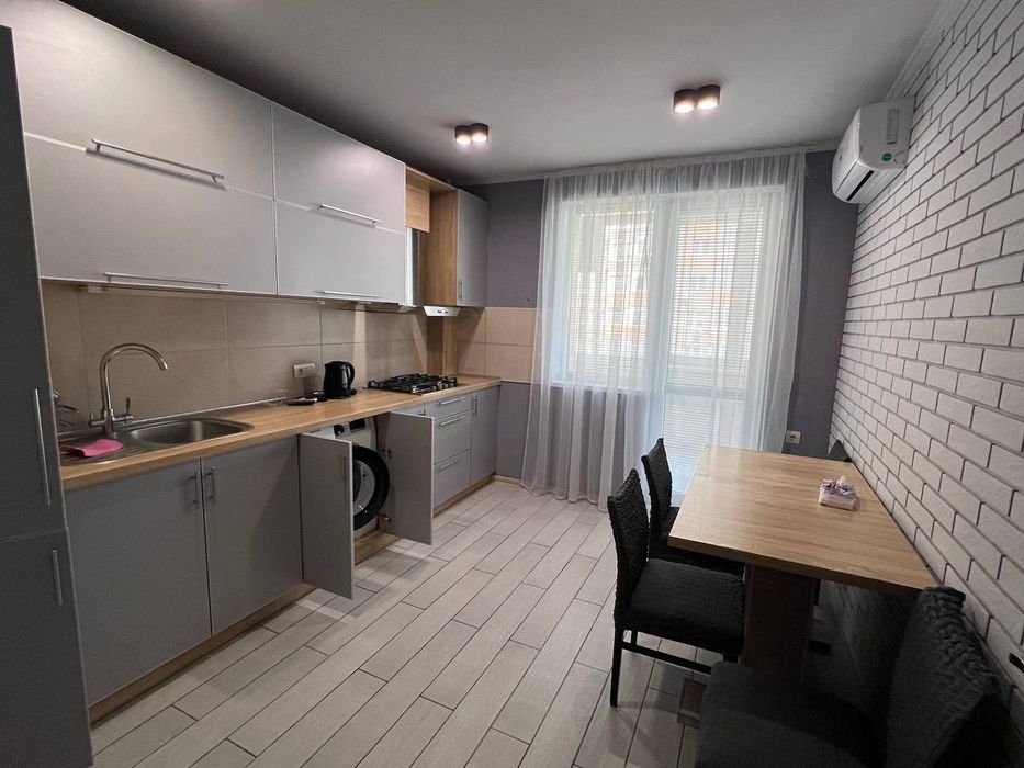 Здам 2ку новобудова Олександрівський 1