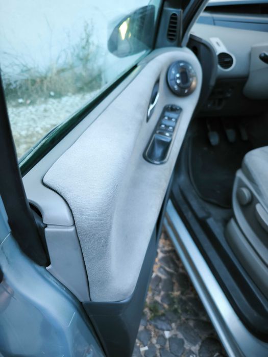RENAULT ESPACE 2003 (Ler anuncio)