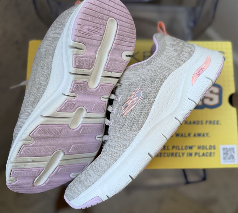 Tenis Skechers novos 39 a estrear