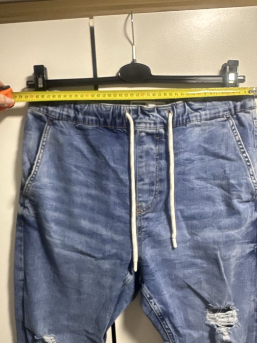 Spodnie joggery bersha M