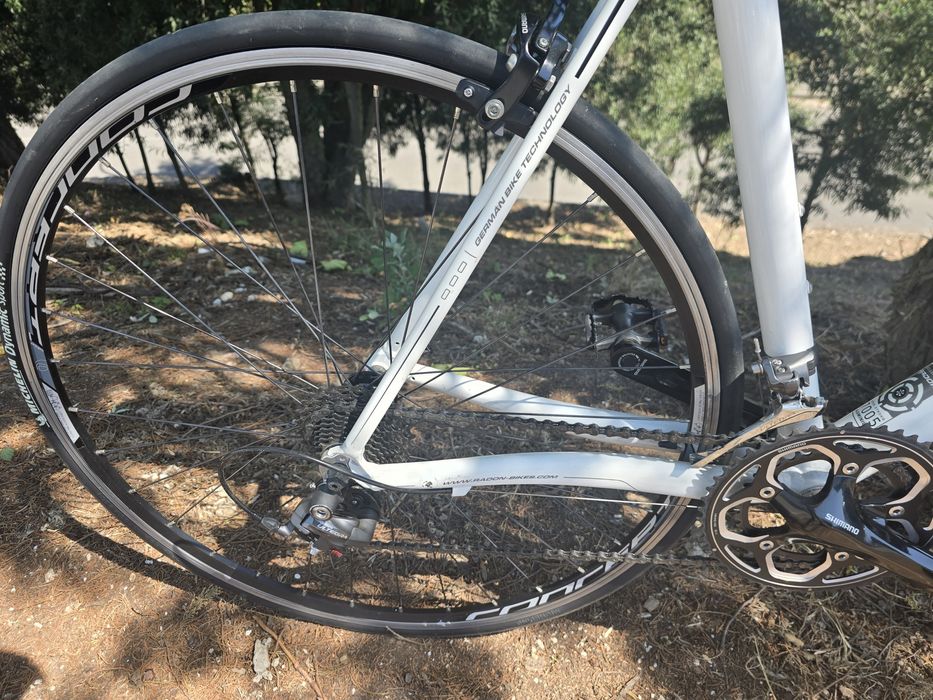 Bicicleta de estrada L com ultegra 10x2v