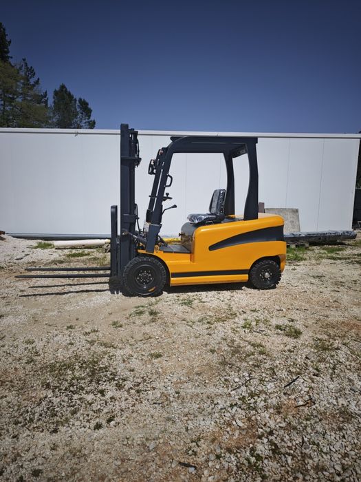 Empilhador NOVO Elétrico 2.5 T 4.9M