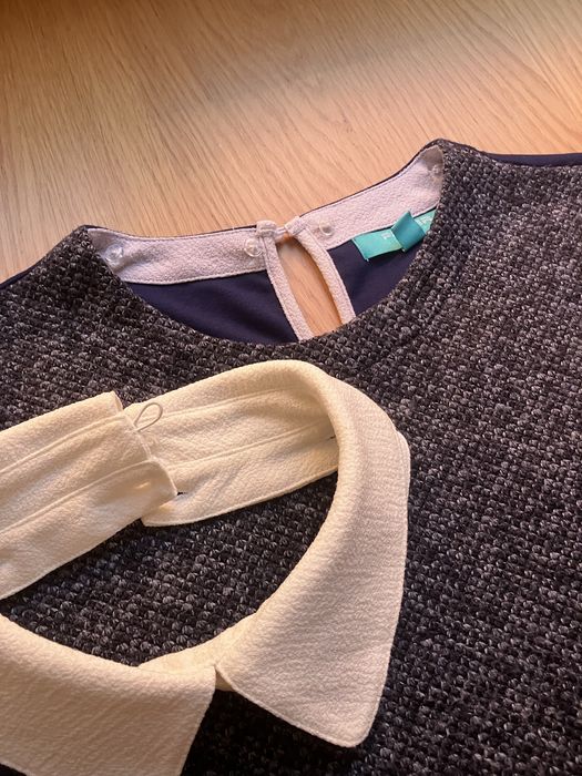 Camisola modelo retro com gola amovível