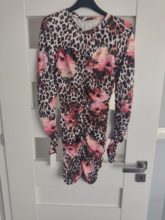 Sukieneczka marszczona.