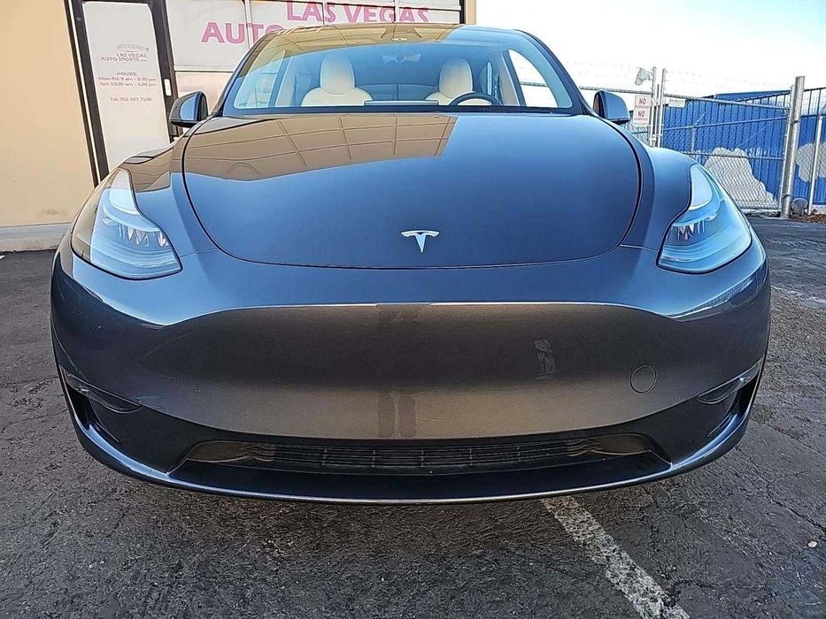 Tesla Model Y Long Range Dual Motor 2023