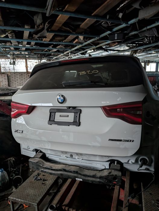 Кришка багажника бмв  G01