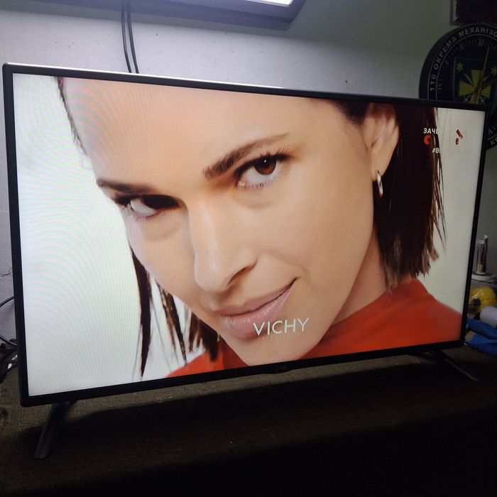 LG  42"  1 м 07 см,Т2 і S2 телевізор,  опт та роздріб