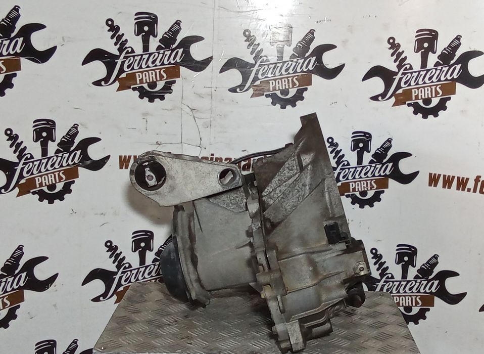 Caixa De Velocidades Rover 25 1.4I Ref: 3U3R-7002-Aa