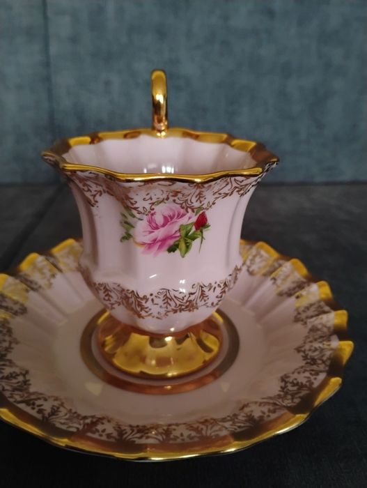 Filiżanka różowa porcelana