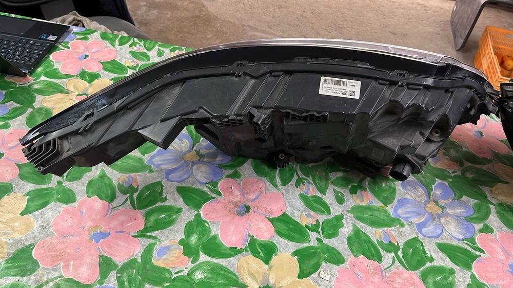 Par Farois LAND ROVER Range Rover Velar (L560)