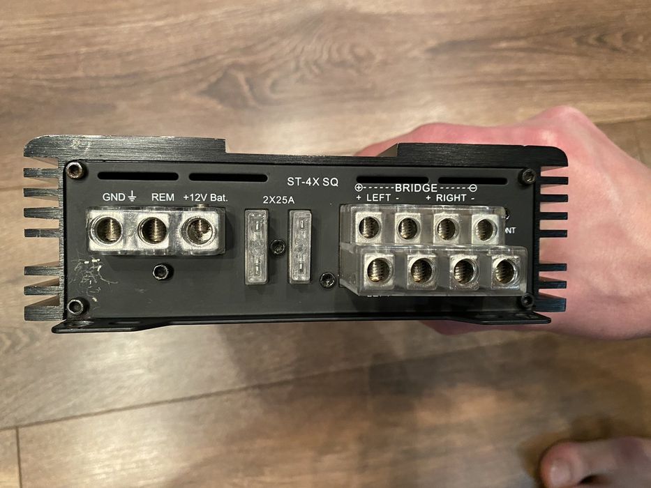 Zapco ST-4X SQ - 4-х канальный усилитель