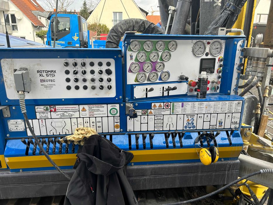 Studnie głębinowe, odwierty Sanniki, Topólno, Warka, Grójec, Góra Kal.