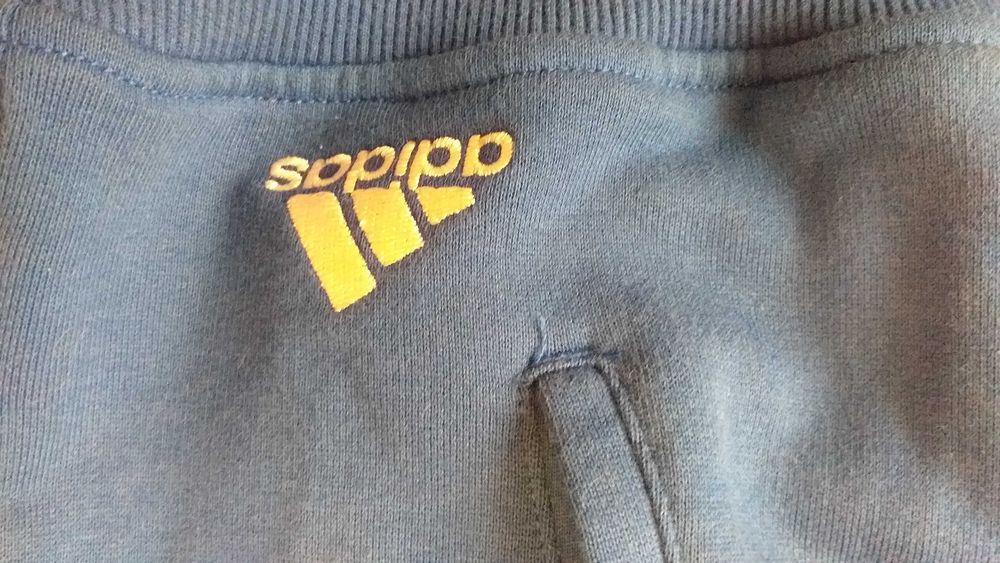 Casaco adidas - novo - portes incluidos