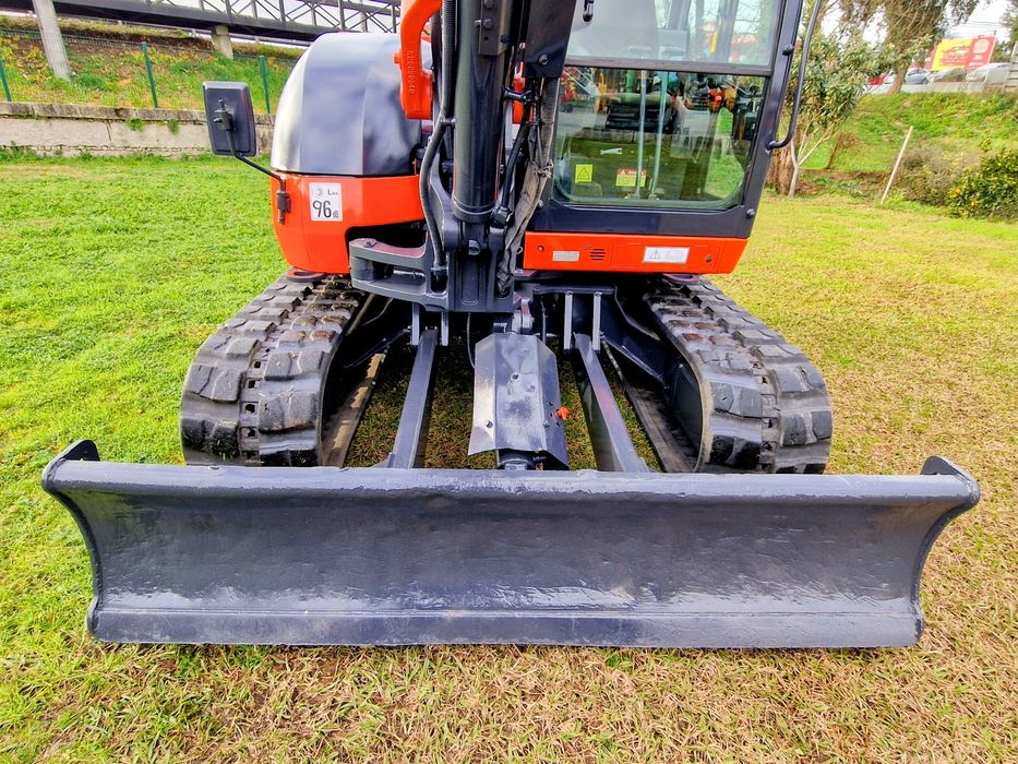 Mini escavadora kubota 8 tn