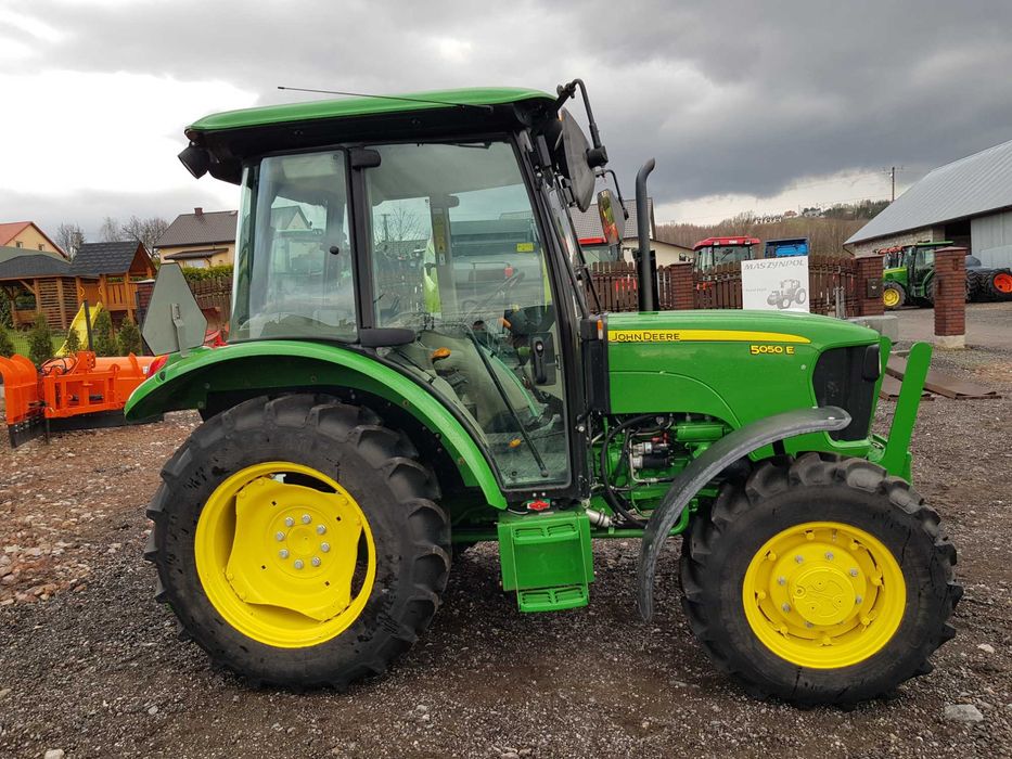 John Deere 5050E 834MTG 2018ROK SALON POLSKA Bogata Opcja