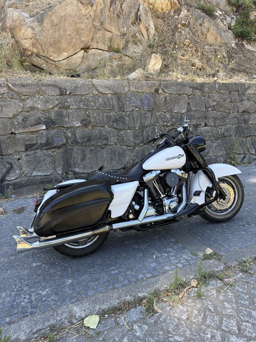 Harley-Davidson road king