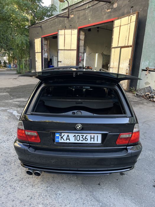 Продаю бмв е46 туринг
