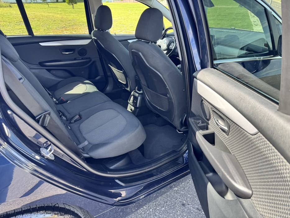 Bmw 216D Grand Tourer 7L