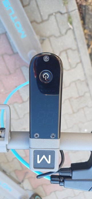 Hulajnogi motus używana bardzo wydajna