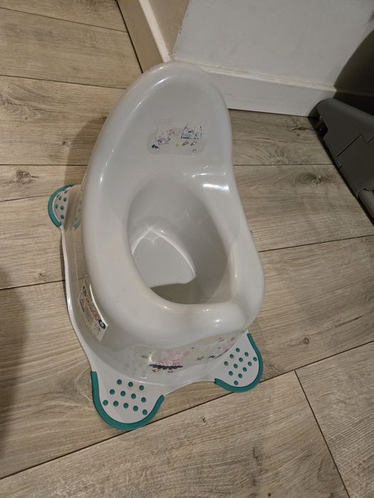 Nocnik pepa używany