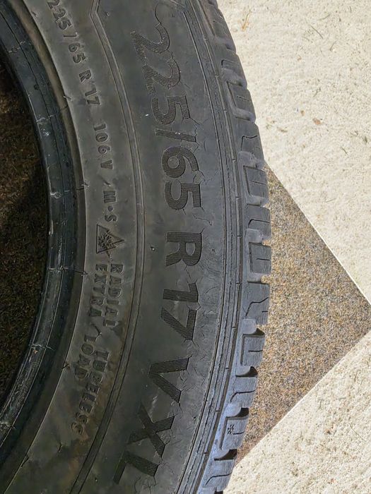 225/55R15 Barum Quartisc5 2021r