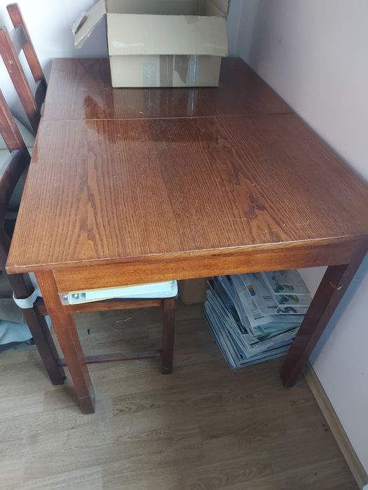 Стіл розкладний  лакований