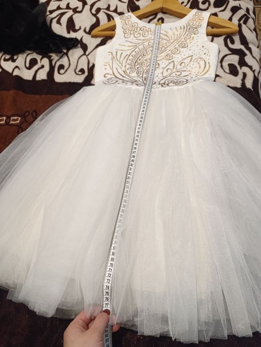 Дитячі святкові сукні