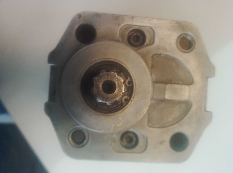 Vendo bomba hidráulica