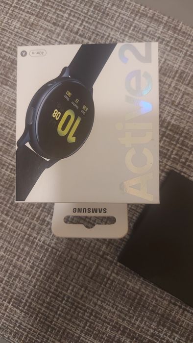 Смарт годинник Samsung Galaxy Watch Active 2