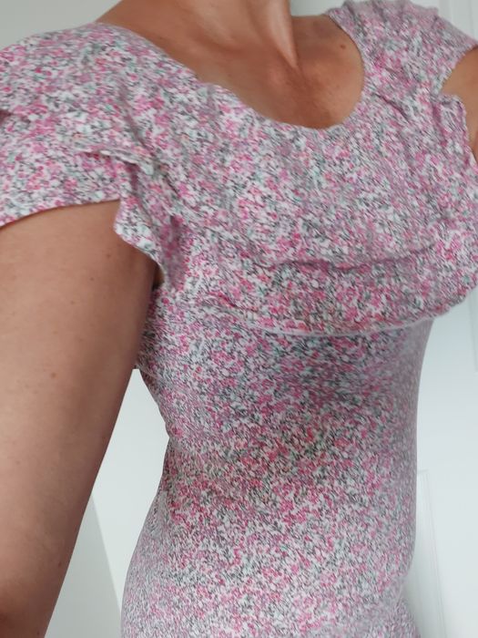 H&M_sukienka Hiszpanka w kwiaty_M