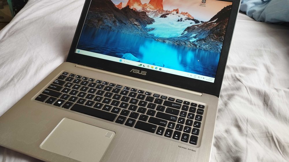 Ноутбук Ігровий Asus i7-8750h GTX 1050
