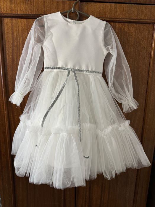 Платтячко для дівчинки 4-5рокіа