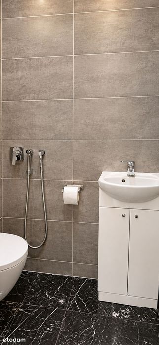 2- oddzielne pokoje w centrum Warszawy przy kinie Muranów.