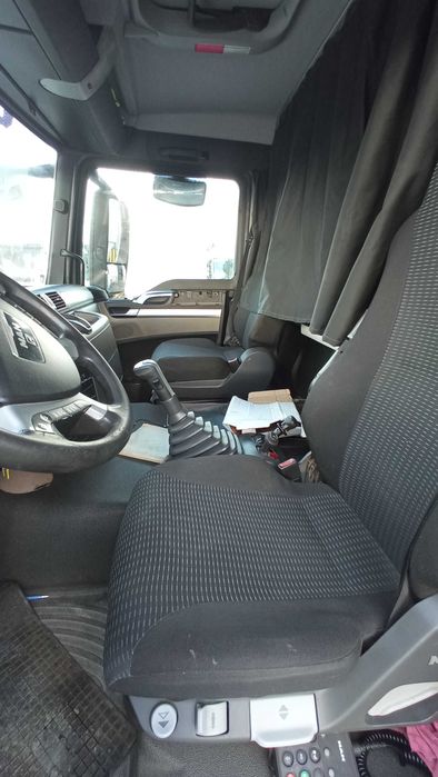 Trator Man TGS 18.440