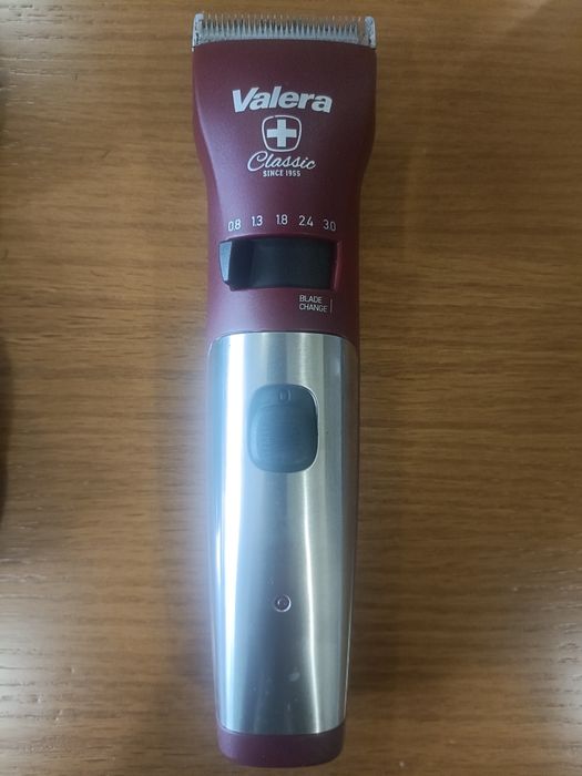 Maquina de cortar cabelo e barbear profissional Valera