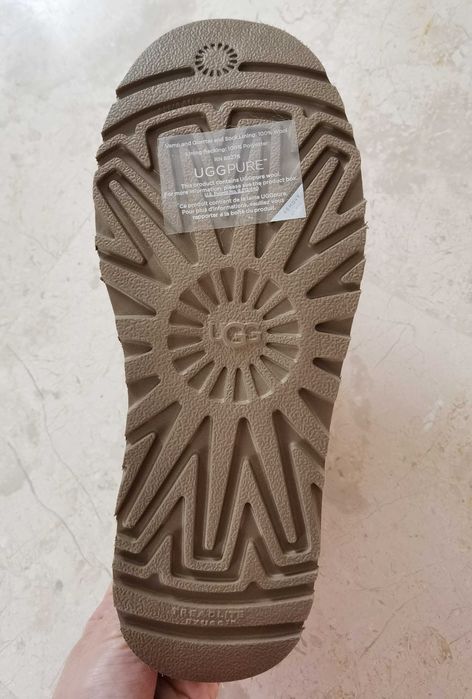 UGG  Australia slip-on camel
