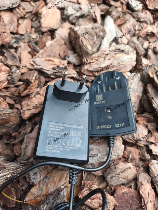 Аккумуляторная ударная дрель-шуруповерт Bosch UniversalImpact 18