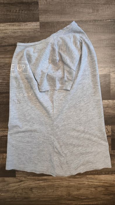 świeyny t-shirt GUESS