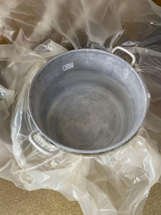 Продам каструлю 50л