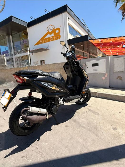 Scooter KEEWAY X-blade 50cc 2T