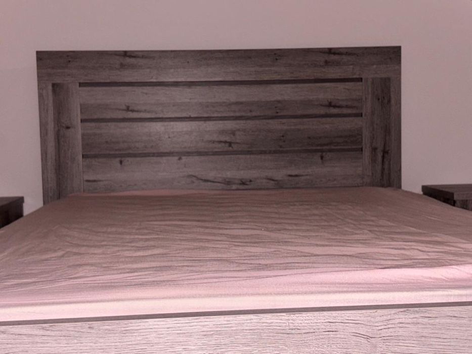 Quarto completo com colchão