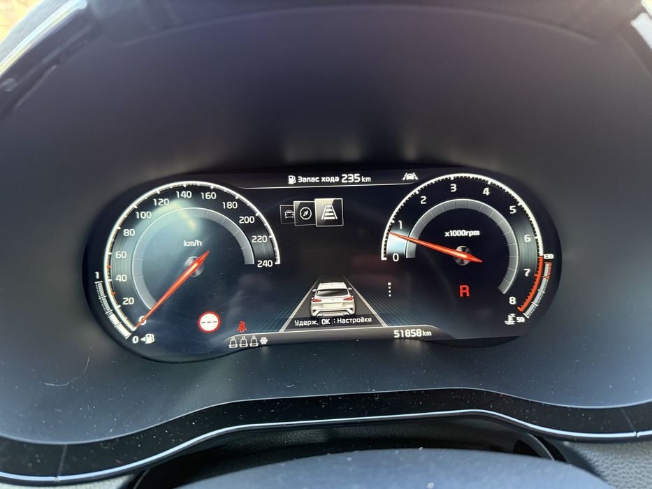 Атомобіль KIA XCEED top