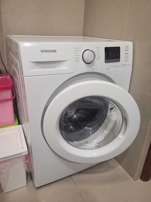 pralka Samsung Ecobubble 7.0 kg WF70F5E0W2W
