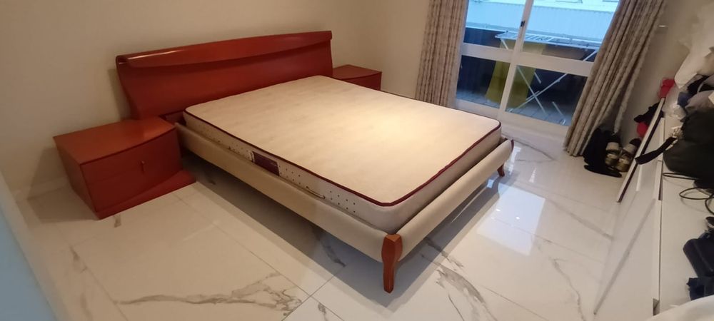 Mobilia de quarto casal com colchão