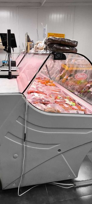 Холодильні вітрини Gold 2м (від +2 °C до +8 °C)