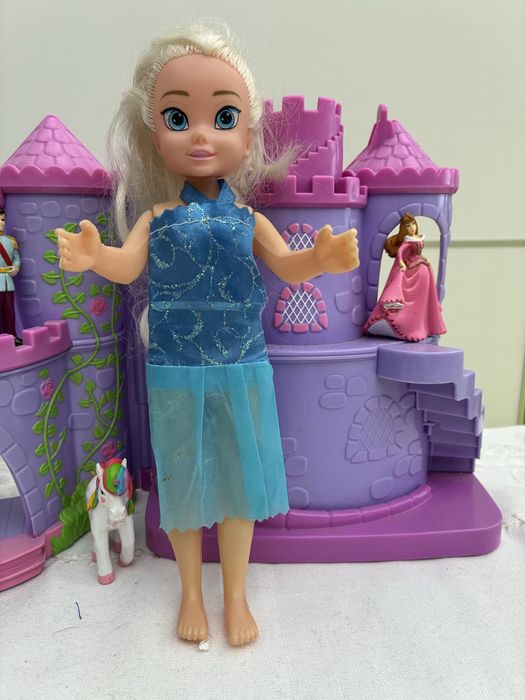 Elsa Frozen com acessorios