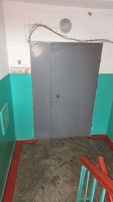 Гуртожиток 2 кімнати на  Молодіжному