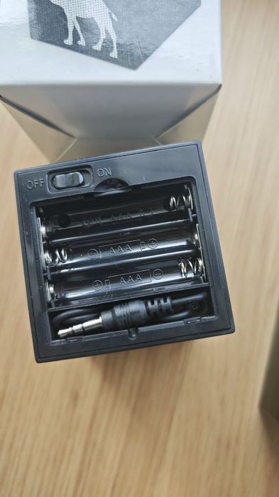 Mini Colunas Portáteis – Compatíveis com MP3/MP4
Vendo mini altifalant