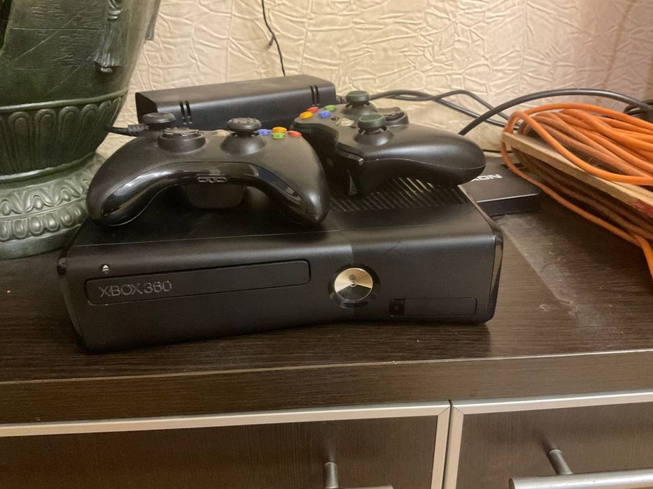 Microsoft Xbox 360 S 250GB